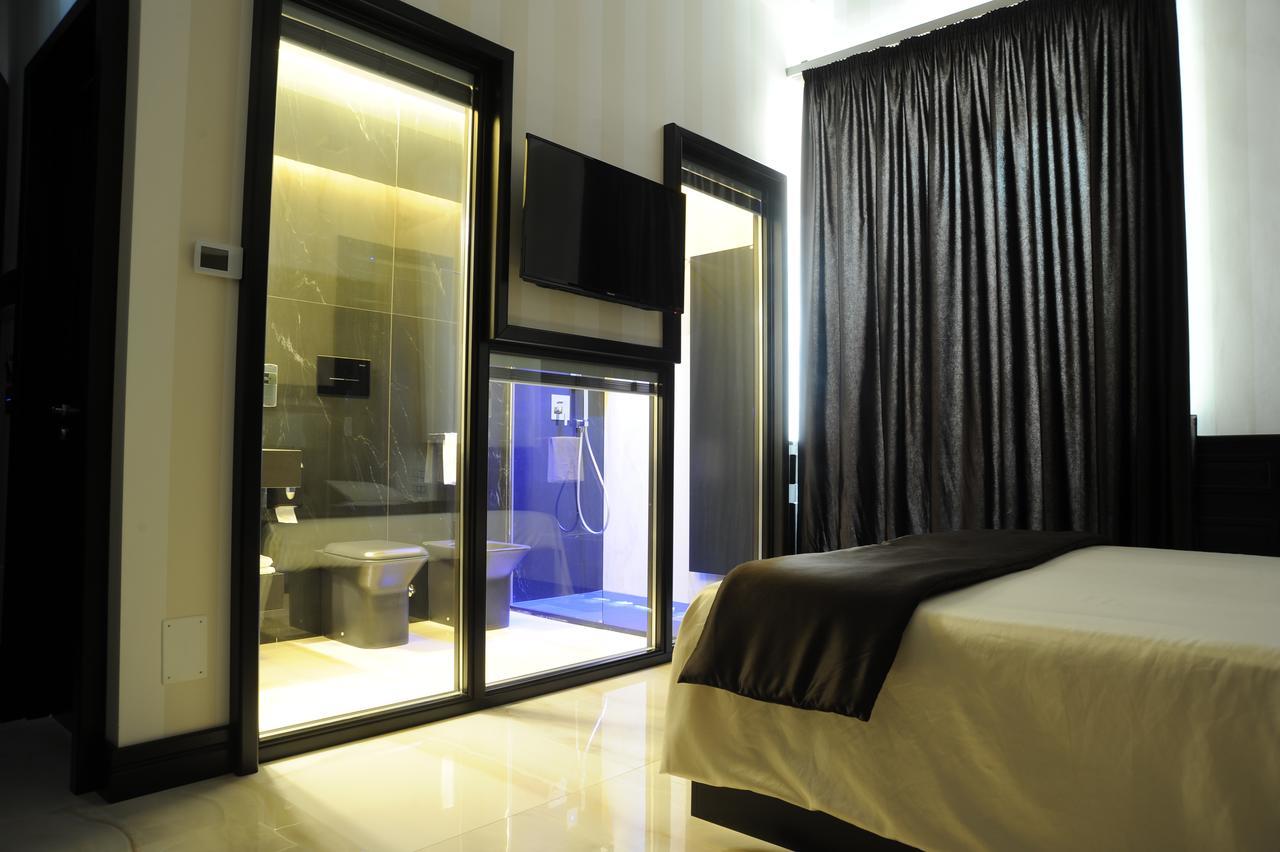 Muro Torto Suite - Struttura Sanificata Giornalmente Con Ozono E Prodotti Specifici Conformi Al Decalogo Del Ministero Salute - Personale Sottoposto A Test Sierologico Periodicamente ฟอจเจีย ภายนอก รูปภาพ