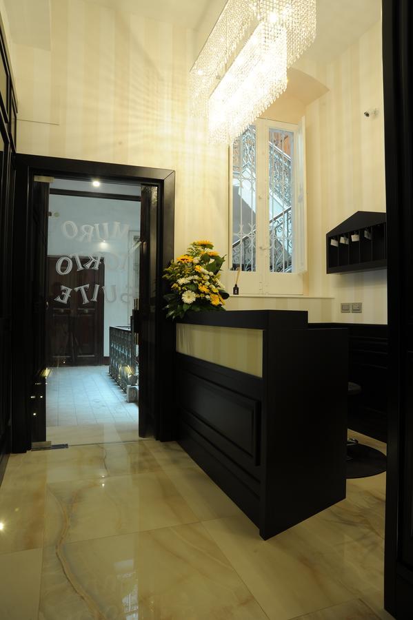 Muro Torto Suite - Struttura Sanificata Giornalmente Con Ozono E Prodotti Specifici Conformi Al Decalogo Del Ministero Salute - Personale Sottoposto A Test Sierologico Periodicamente ฟอจเจีย ภายนอก รูปภาพ